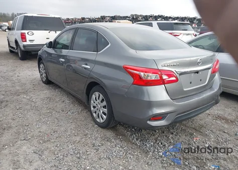 2017 Nissan Sentra S z USA, uszkodzony, nr VIN 3N1AB7APXHY395232